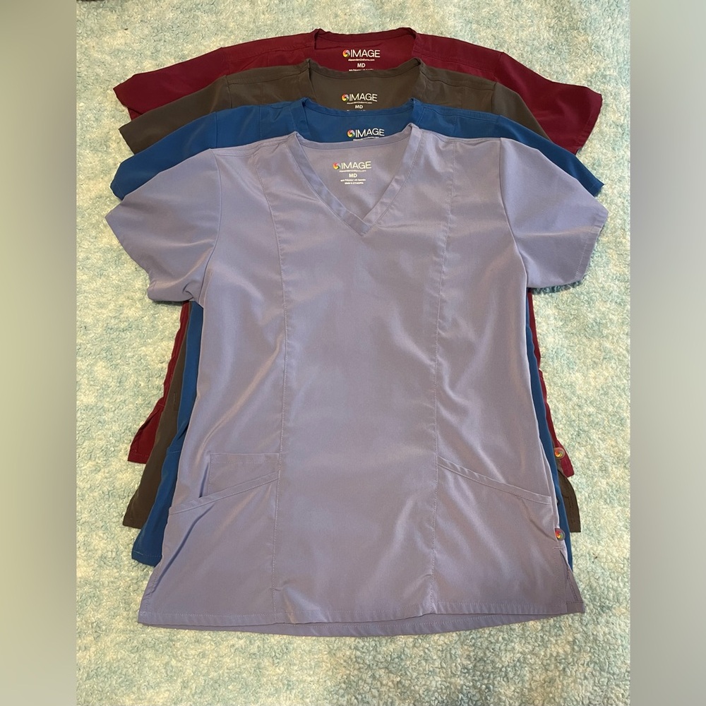 Image woman’s scrub tops